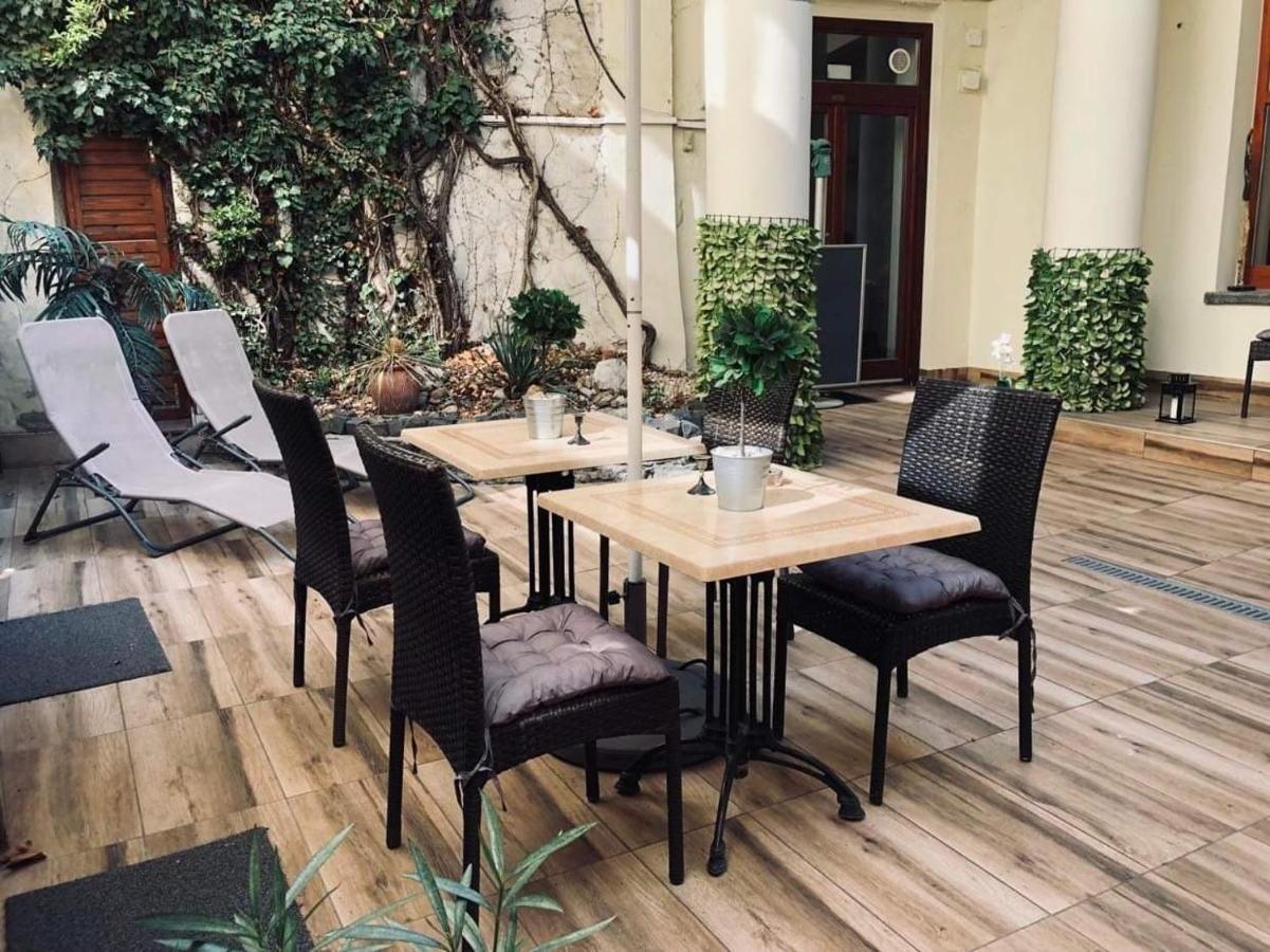Atrium Panzio Hotell Esztergom Eksteriør bilde