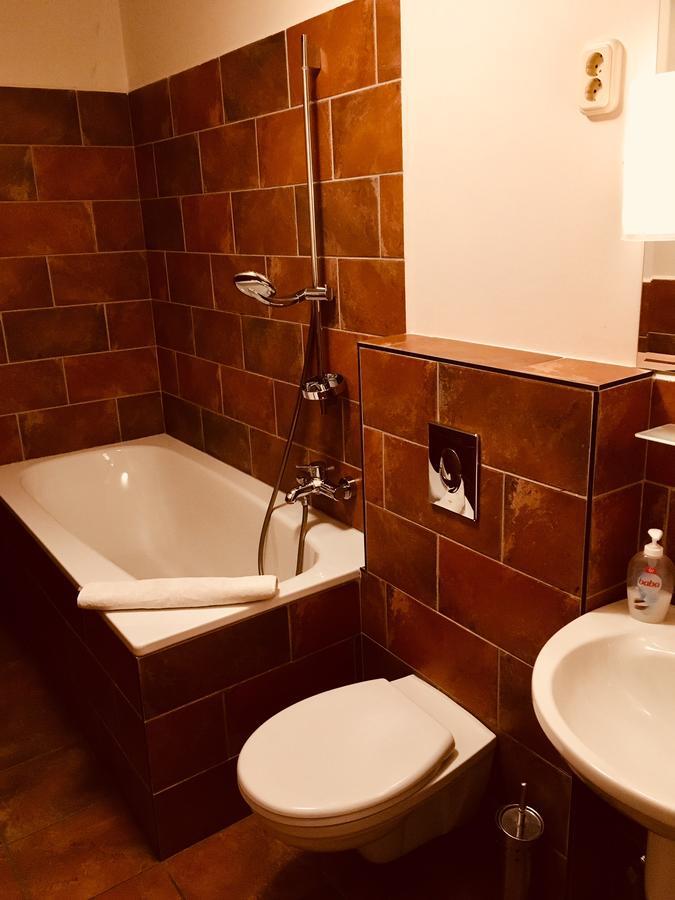 Atrium Panzio Hotell Esztergom Eksteriør bilde